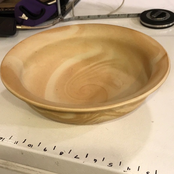 Unbranded Marble Style Swirl Ceramic BIG BOWL Muted Tan and Cream Swirling Tones - Picture 12 of 12